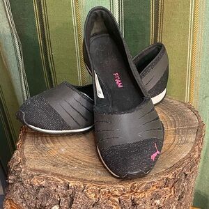 Puma Black Flats with Comfort and Style